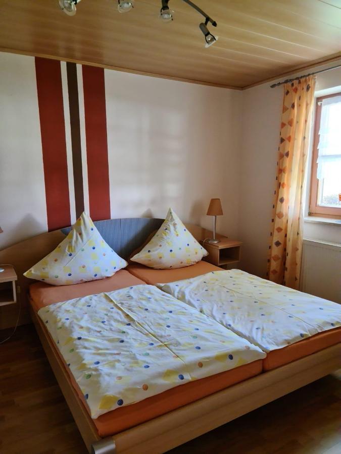 Ferienwohnung Hoamat Schmalzreich Andrea Lam Exterior foto
