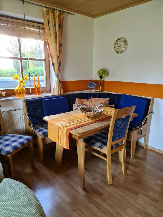 Ferienwohnung Hoamat Schmalzreich Andrea Lam Exterior foto